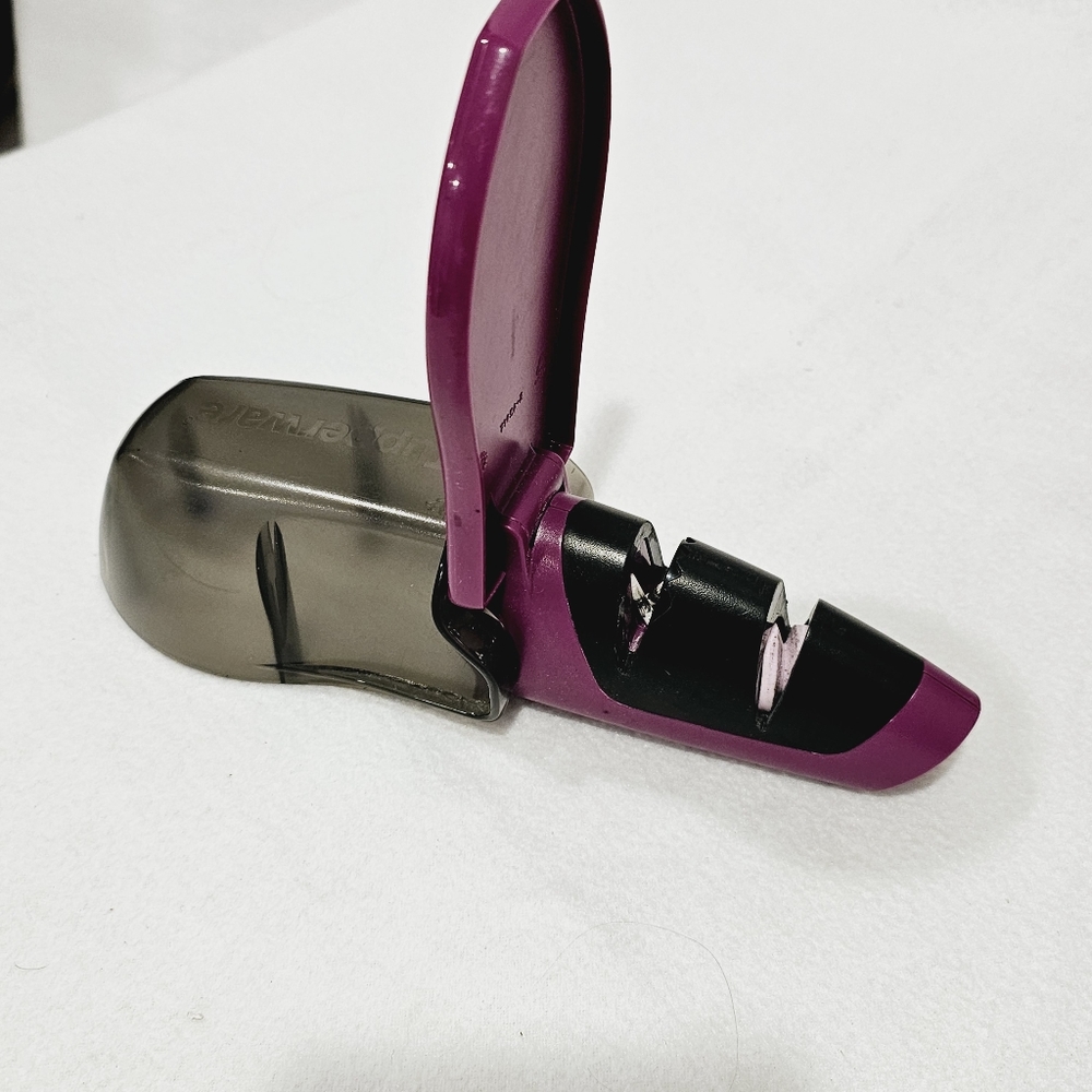 Tupperware All in One Knife Sharpener